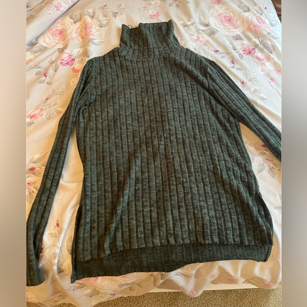 Kohl’s Turtleneck